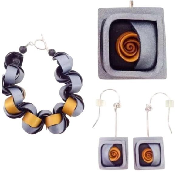 RARE 2010 NIB Handmade Polymer Clay Black, Gold & Gray Necklace, Earrings & Brac - Picture 3 of 9